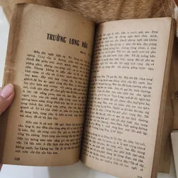 Truyện ký: MỘT GIỜ CỦA BỐN MƯƠI THẾ KỶ 707605