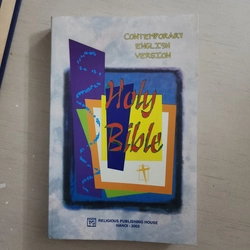 Sách Holy Bible tiếng Anh