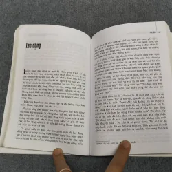 THÁNG NGÀY TÔI SỐNG VỚI NHỮNG NGƯỜI CỘNG SẢN 991035