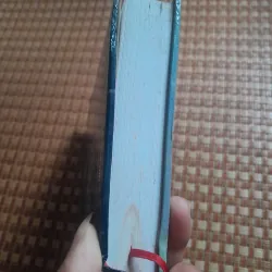 TRONG BÓNG TỐI ĐIỆN KREMLI 1024855