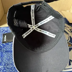 Nón Mercedes Benz 755584