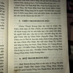 Truyện kể về các vương phi hoàng hậu nhà Nguyễn - Thi Long 997274