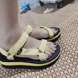 Pass đôi Sandal chính hãng của Teva size 38 4551