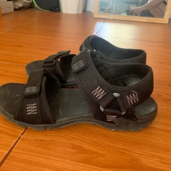 Sandal nam hiệu Bitis 519848