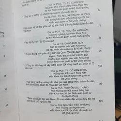 Lấy chính trị làm gốc trong xây dựng quân đội nhân dân Việt Nam  718673