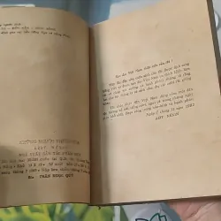 [XƯA] Những Người Thích Đùa (1983) - Aziz Nesin 997682
