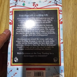 The Cosy Christmas tea shop 503085