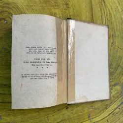 PARI SỤP ĐỔ 746157