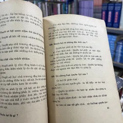 CÂU HỎI GIÁO KHOA TRIẾT HỌC TẬP 1: LUẬN LÝ HỌC VÀ ĐẠO ĐỨC HỌC - TRẦN BÍCH LAN 969861