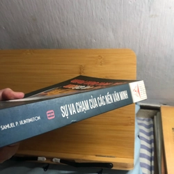 Sự va chạm giữa các nền văn minh 327584