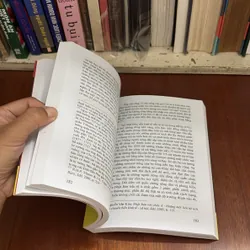 [Chữ Ký Tác Giả] - II Từ Sự Vận Động Lịch Sử Đến Liên Hệ Kinh Tế Văn Hoá - Nguyễn Văn Hoàn 599431