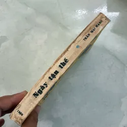 Ngày tận thế - Trần Mai Hạnh - 1988s 996290