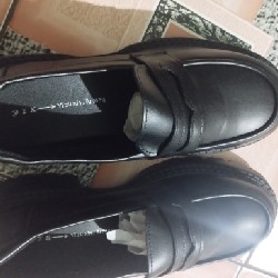 Size 37. Mình mới đi thử. Mới hoàn toàn. Mình bị rộng.  21520