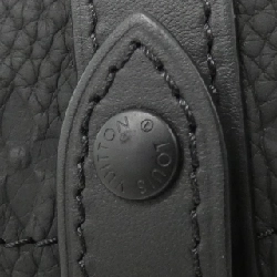 Túi đeo vai Louis Vuitton Trillon Monogram Nano Christopher M83164 612539