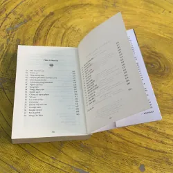 Xa ngoài kia loài tôm hát- DELIA OWWENS 783358