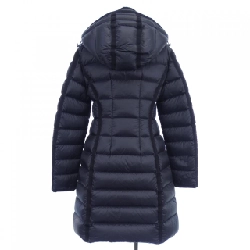Áo khoác lông vũ MONCLER 638147
