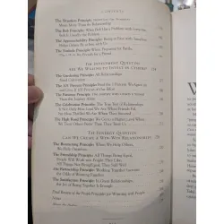 Winning with people - John C.Maxwell 703729