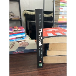 Tim Cook thiên tài đưa Apple lên tầm cao mới- Leander Kahney