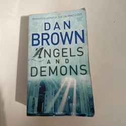 Angel and demons - Dan Brown sách cũ