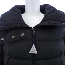 Áo khoác lông vũ MONCLER 642153