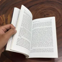 II Tuỳ Bút: Mộng Đời Bất Tuyệt - Nguyễn Tường Bách - 2006 1001905