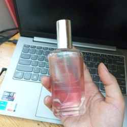 Body mist mùi đào