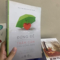 Sách đừng để trầm cảm tấn công bạn