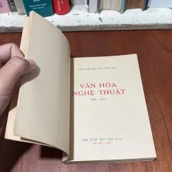II Sách Xưa: Văn Hoá Nghệ Thuật - Việt Nam Dân Chủ Cộng Hoà 30 Năm - 1975 751392