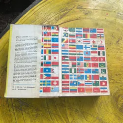 PETIT LAROUSSE- bìa cứng xuất bản năm 1961 596097