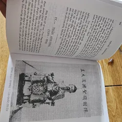 Việt- sử toàn - thư (sách photo)
 689010