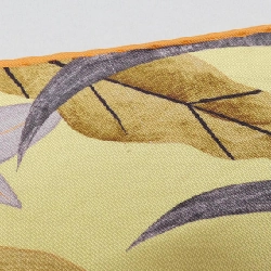 Khăn lụa hai mặt BRANDEBOURGS FLEURIS của Hermès 625550