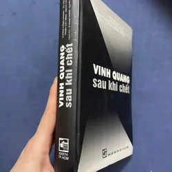 VINH QUANG SAU KHI CHẾT 720173