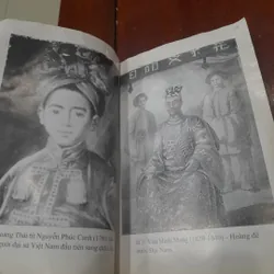 Nguyễn Đắc Xuân - CHÍN CHÚA MƯỜI BA VUA TRIỀU NGUYỄN 705439