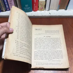 II Sách Pháp: Khảo Sát Pháp Văn _ Luyện Thi Tú Tài 1 (Sinh Ngữ 1) - Trần Việt Sơn - 1963 799887