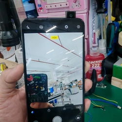 Điện thoại vivo v15 6/128gb camera thò thụt 502827