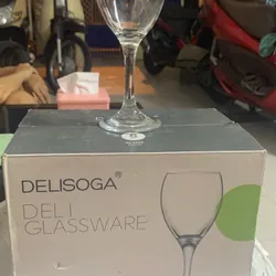 Ly  có đế uống rượu vang và thức uống ạh  738575