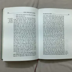 Bóng Trong Bức Tranh (Bìa Cứng) 687427
