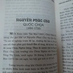 NHÀ NGUYỄN Chín Chúa Mười ba Vua- Tg Phi Long . Bản in 2003 Nxb Đà Nẵng 781265