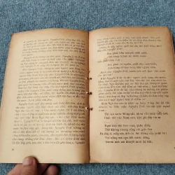 TRÊN ĐƯỜNG TÌM HIỂU SỰ NGHIỆP THƠ VĂN NGUYỄN TRÃI 701891