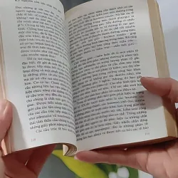 [MIỄN PHÍ BỌC SÁCH] Tôi hay không phải tôi (1987) - Rem Pêtrôp 607745