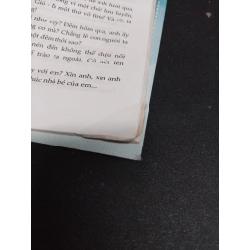 Bước qua yêu thương Fly mới 80% ố nhẹ lỗi trang rách góc 2012 HCM.ASB0609 341844