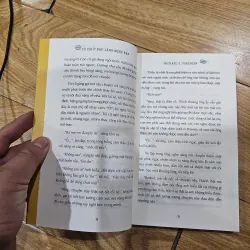 Có tôi ở đây, lắng nghe bạn
43k (bìa 86k) 1008524