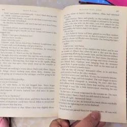 Sách ngoại văn - War and peace - TG: Leo Tonstoy 960359