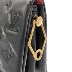 Túi đeo vai Louis Vuitton Coussin BB M20574 - Hàng hiệu Chính hãng 801620