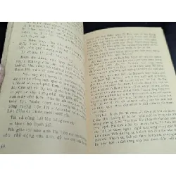 Lang thang với huế - Nguyễn Quang Hà 605468