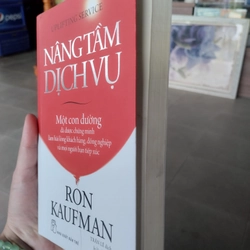 Nâng tầm dịch vụ _ RON KAUFMAN 496446