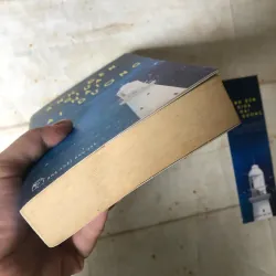 Ánh Đèn Giữa Hai Đại Dương - M. L. Stedman 745360