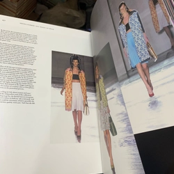 Prada catwalk 445547