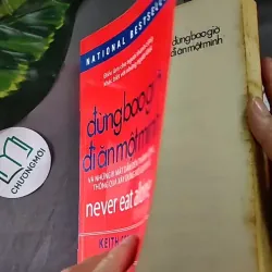 Đừng Bao Giờ Đi Ăn Một Mình 604636