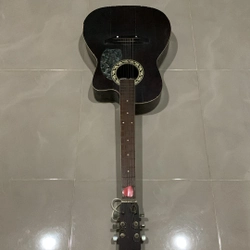 Đàn guitar còn sử dụng tốt 206107